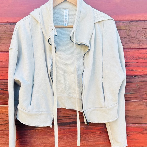 ALO Jacket - Picture 1 of 5